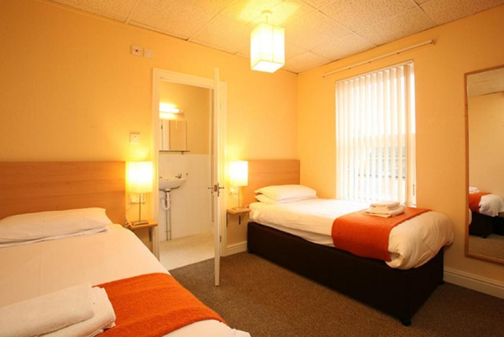 The Avala Guesthouse Cardiff Ruang foto