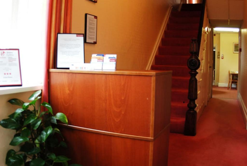 The Avala Guesthouse Cardiff Bagian luar foto